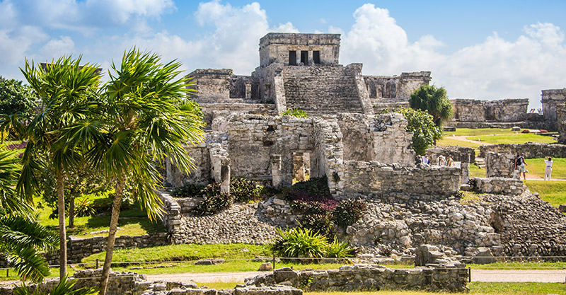 Los sitios arqueologicos mayas son destinos importantes y divertidos.