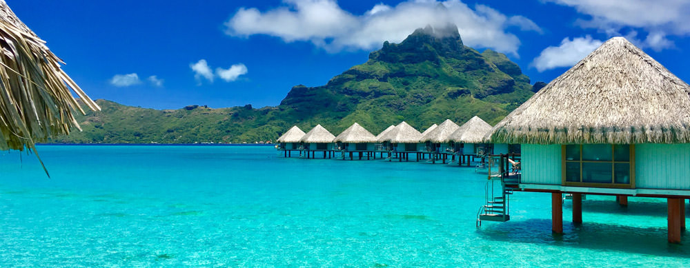 Bora Bora tiene de todo para explorar. Asegúrate de ir en forma segura con tus vacunas de viaje y los consejos de Passport Health.